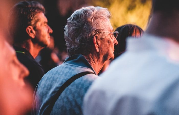 Senior Caregiving Products: 5 Practical Tools That Make Daily Life Easier