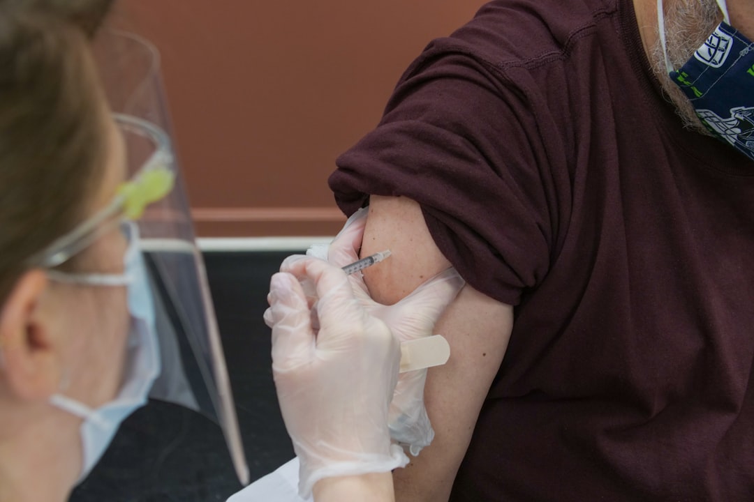 RSV Vaccine for Seniors Over 75: CDC Guidelines & Real Facility Advice (2026)